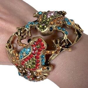 Frogs inspired large bejeweled clasp bracelet